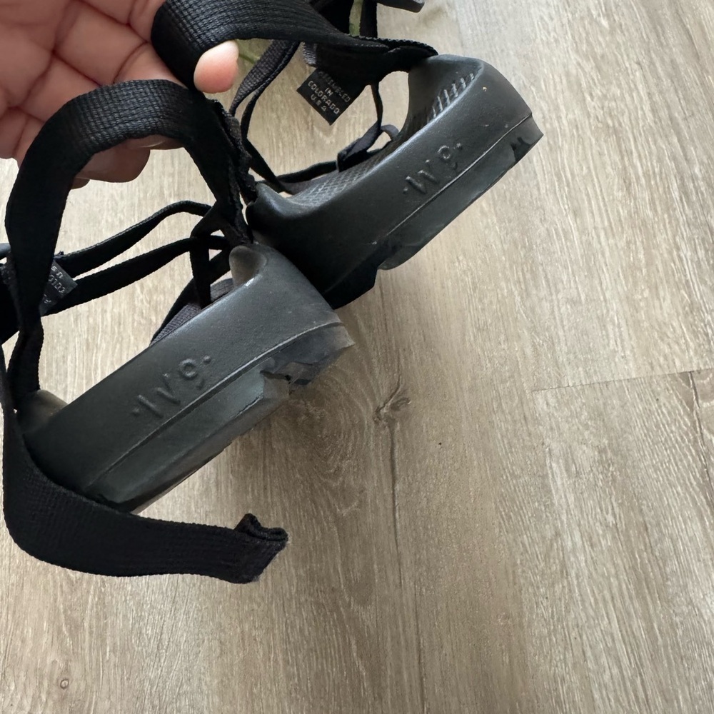Chaco Black Adjustable Sandals size 9 - Picture 6 of 9